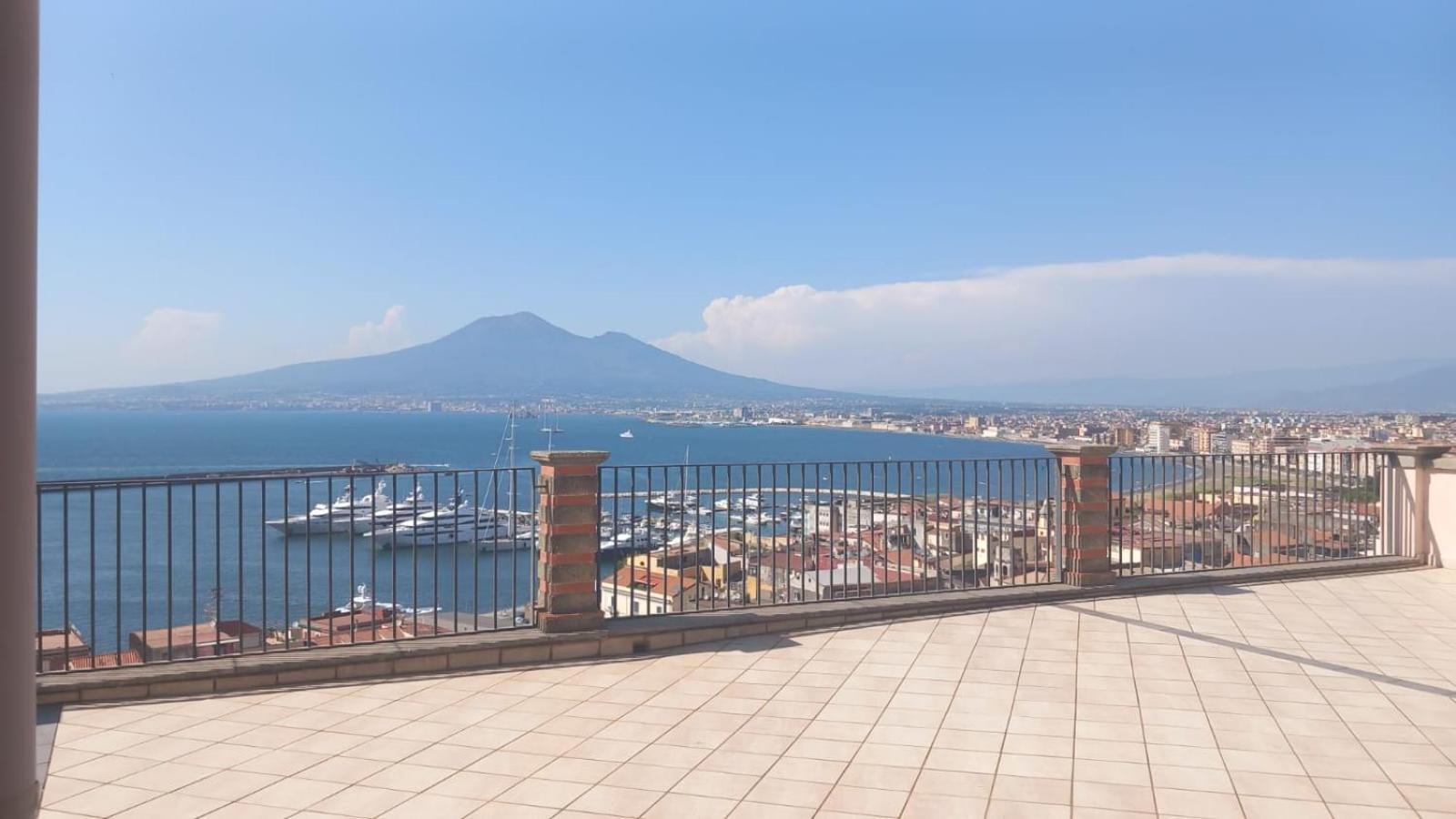 Хостел Stabia Gulfview Кастелламмаре-ді-Стабія Екстер'єр фото